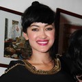 Julia Perez di Konferensi Pers 'Kutukan Arwah Santet'
